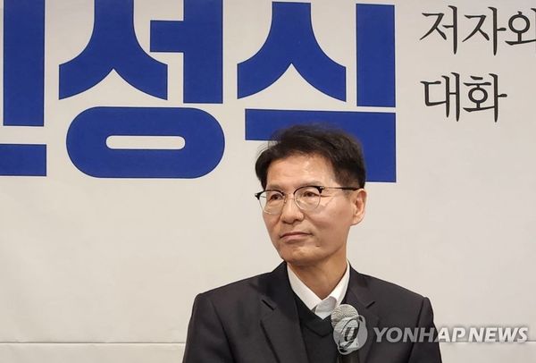 '한동훈 검언유착 오보' 신성식 前검사장·KBS 기자 1심 무죄