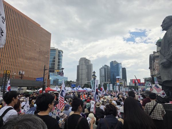 광복절 서울 곳곳 집회·행진…서울역 보수단체·용산 양대노총